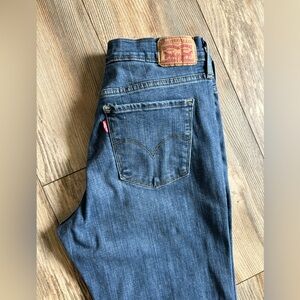 Levi’s 315 shaping bootcut jeans